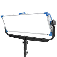 Arri SkyPanel 120-C Full RGB+W LED Softlight MAN blue/silver Schuko - L0.0012954