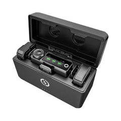 Hollyland LARK MAX Duo 2-Person Wireless Microphone System